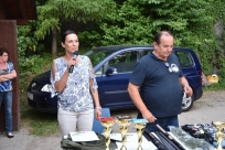 Wójt Sylwia Cieślar gratuluje wędkarzom osiągniętych wyników